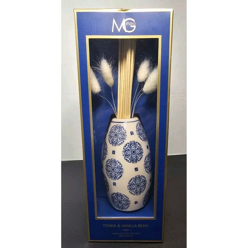 Hand Crafted Diffuser Vase Blue and White Ceramic